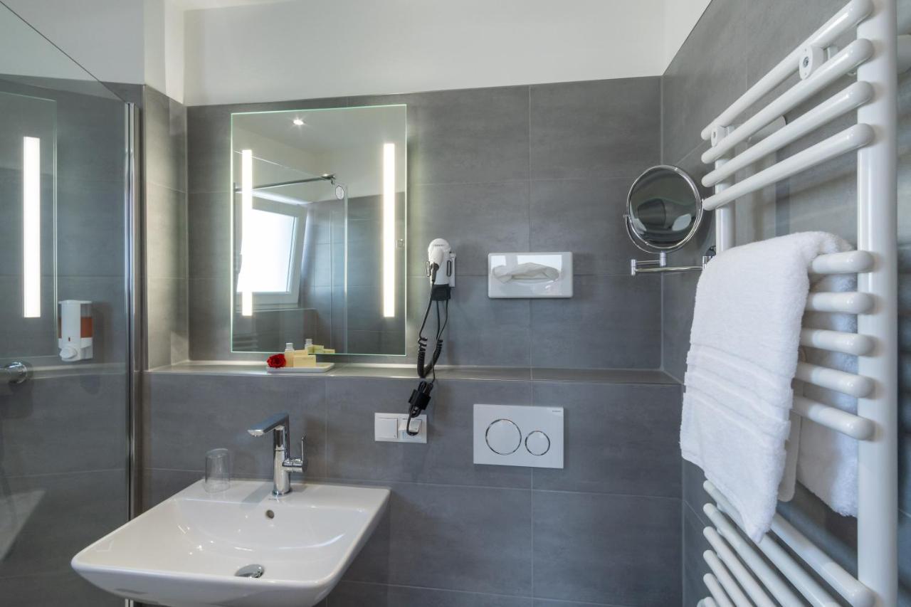Hotel Elysee 셀리겐슈타트 외부 사진